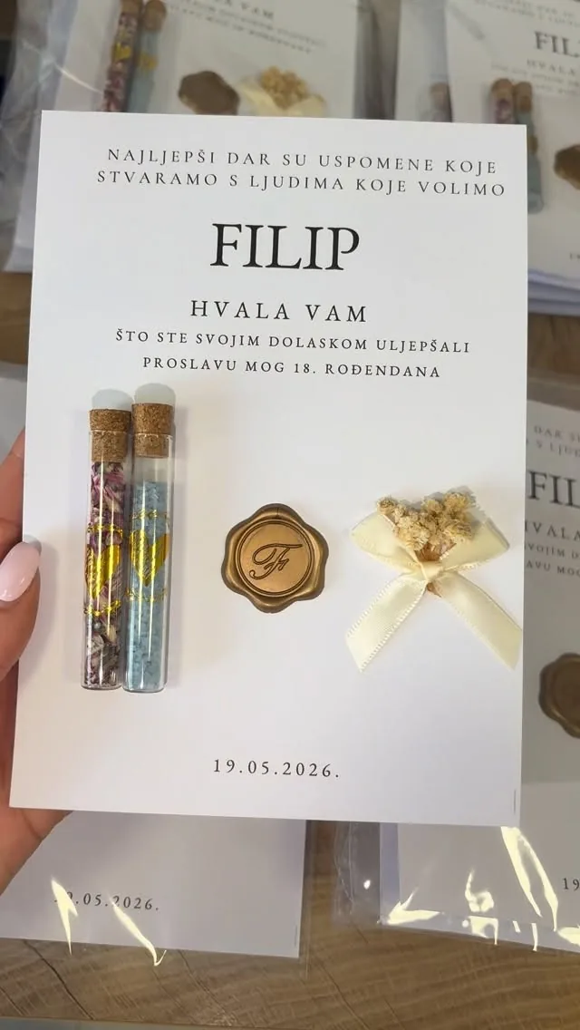 Zahvalnica za rođendan - kartica s epruvetama, voštanim pečatom i imenom slavljenika